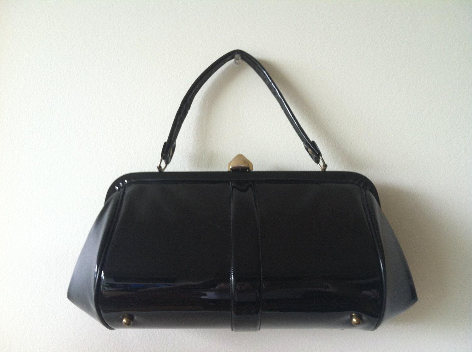 Vintage 60s Black Patent Structured Frame Bag