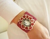 Pretty Woman - Purple Suede Cameo and Traditional Turkish Oya (Lace) Bracelet - MyModJewelry