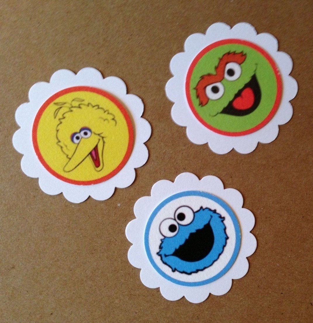 SALE - Sesame Street 2 in. scallop circle tags - Ready to Ship. In Stock. Sesame Street Party Tags. Sesame Street Mini Cupcake Toppers.
