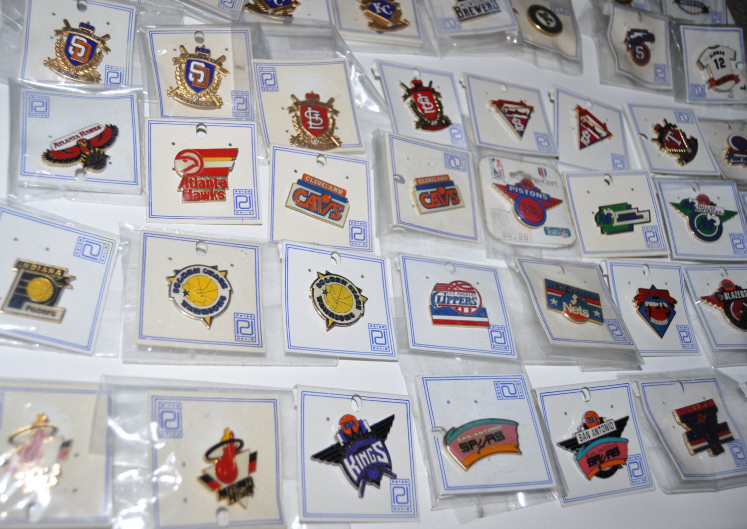 Pick a Pin MLB NBA NFL Sport Teams Many Available High Quality Peter Marx Pinback Vintage 90s