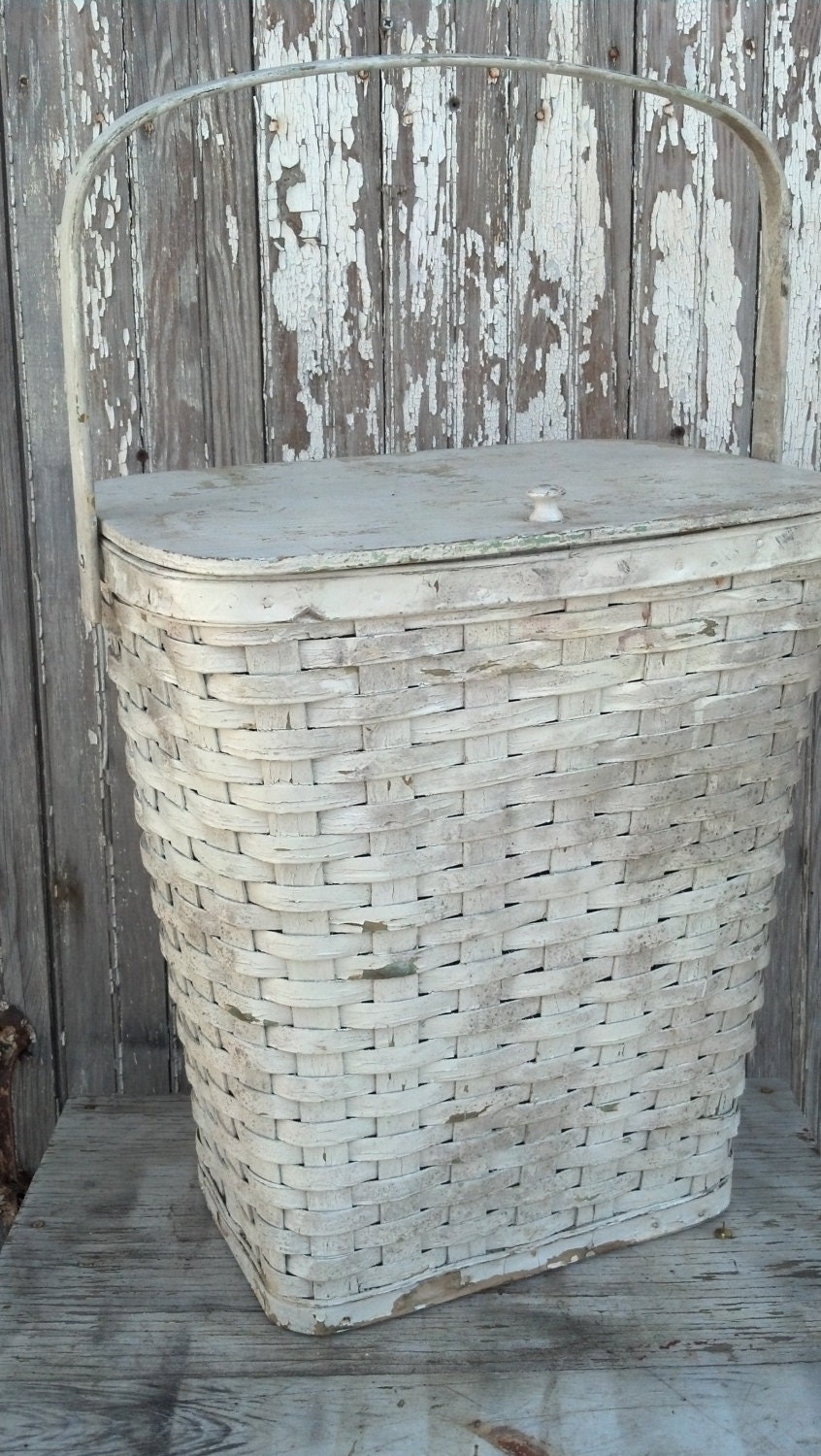 Vintage chippy white woven FARMHOUSE GATHERING BASKET