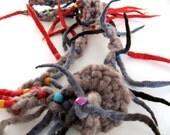 Wild Necklace--------Dark gray----------Red