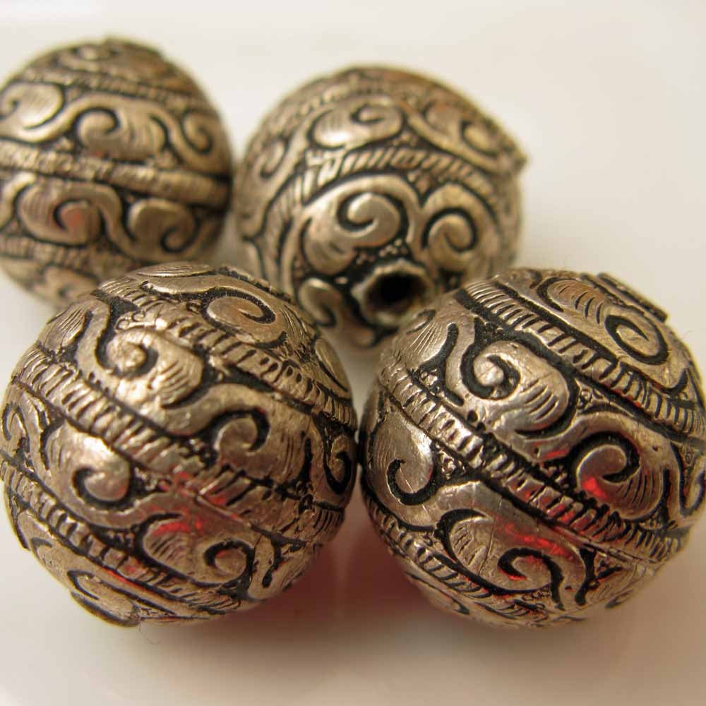 Antiqued Silver Beads Tibetan