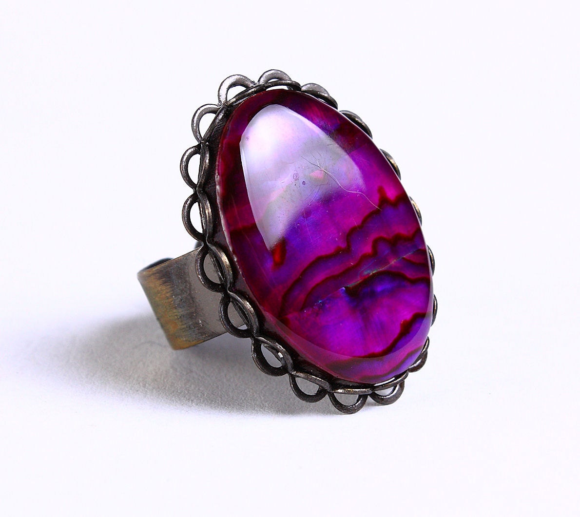 Purple pink paua shell adjustable antique brass ring (694-1) - Flat rate shipping