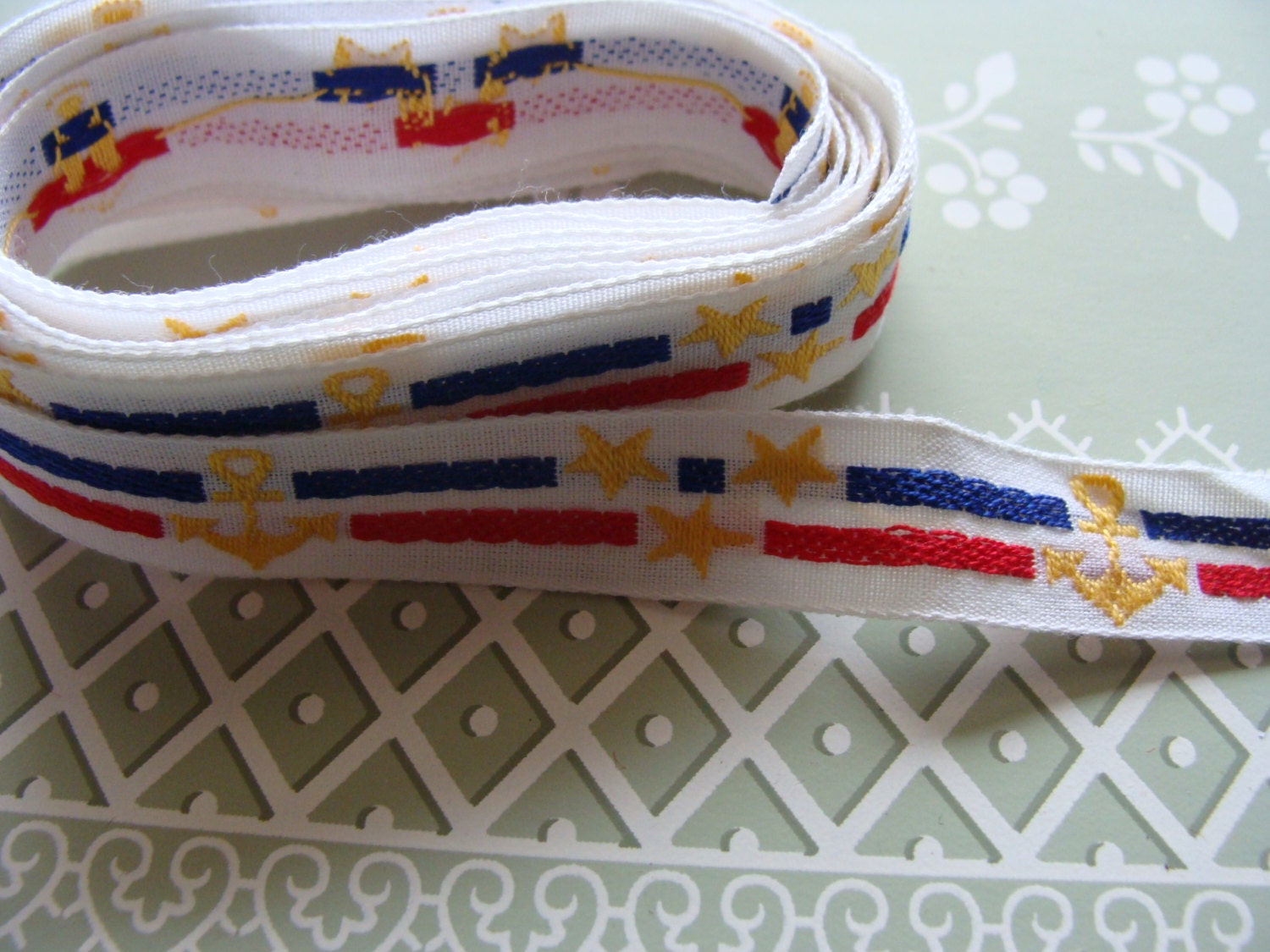 Vintage Ribbon Trim ... Anchors Away in White .... Navy