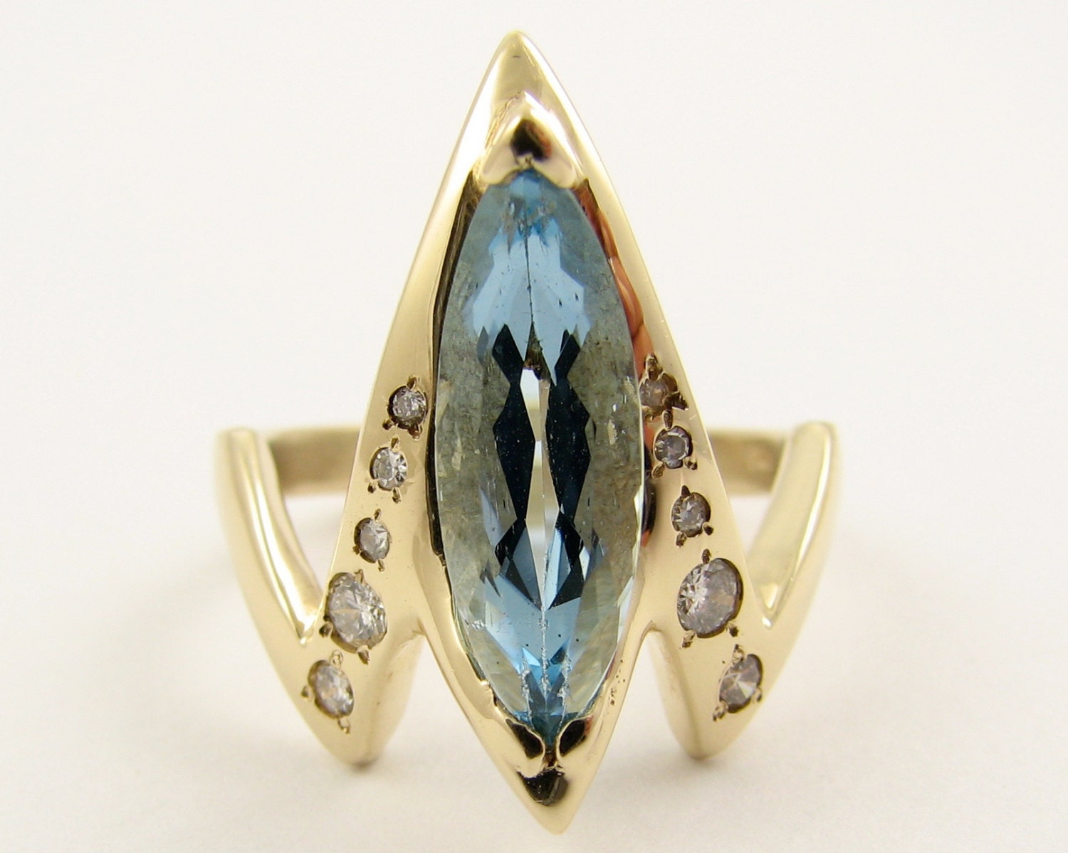 Spaceship Aquamarine Ring w/ Diamonds