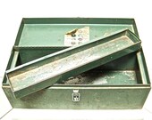 vintage metal tool box - hand box - army green - Nielsen