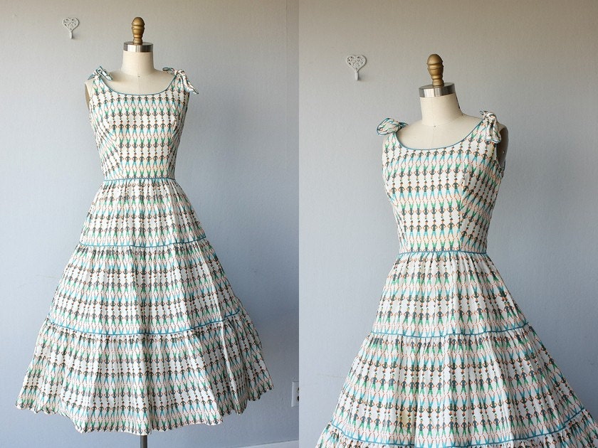 vintage 50s dress / 50s sundress / 1950s party dress / 50s novelty print dress / cotton dress  - size small