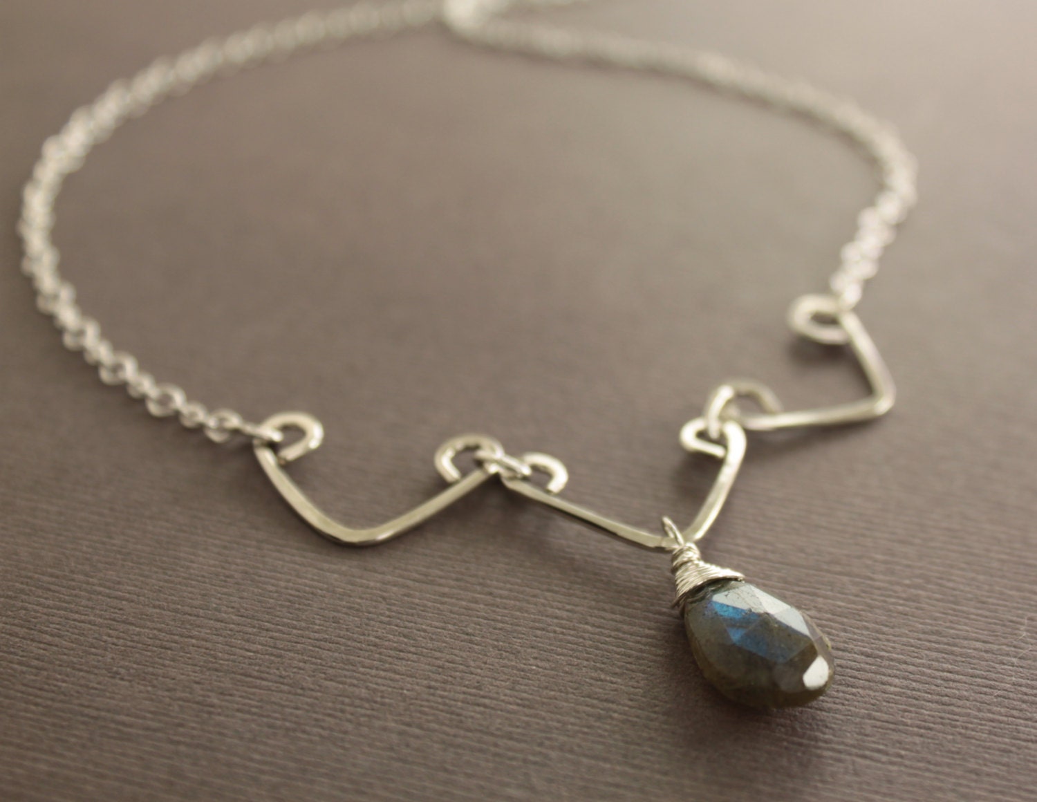 Triangle waves shape sterling silver necklace with flashy labradorite briolette pendant