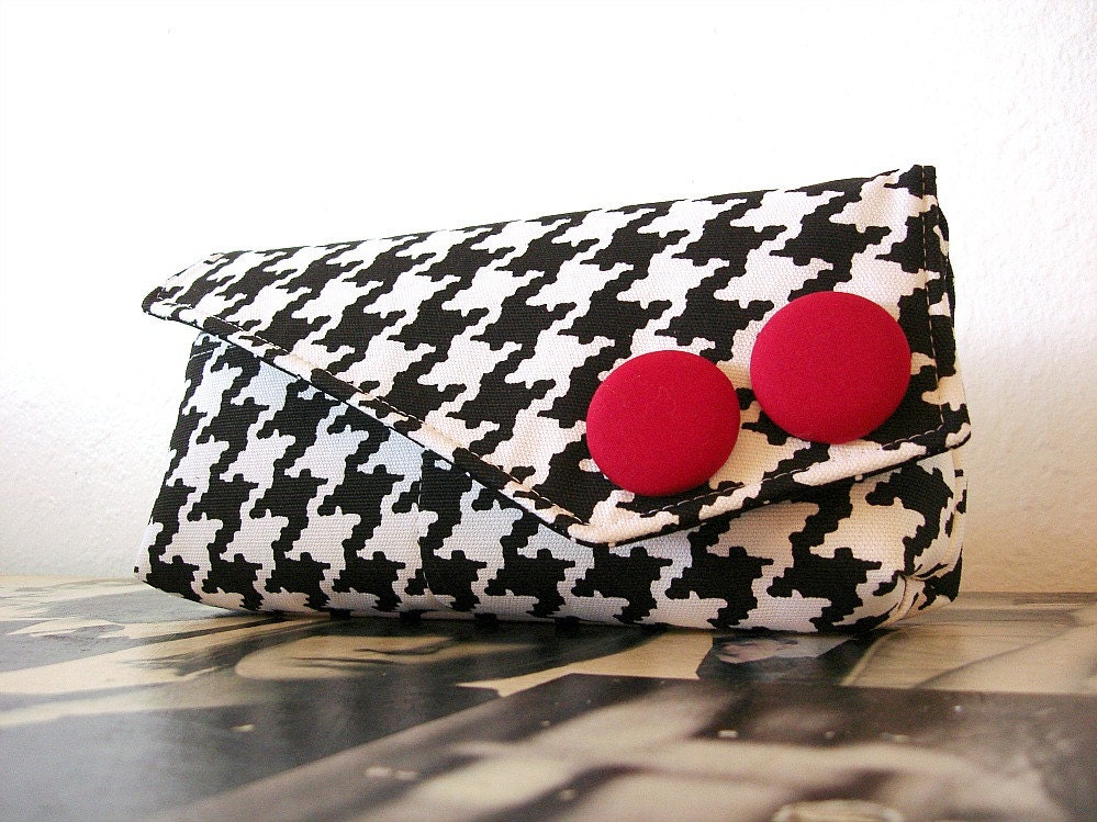 Black and White Houndstooth Pocket Clutch