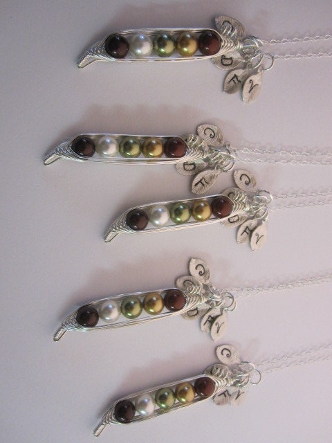 Petite Sweet Peas in a Pod Necklace (2, 3, 4, 5, 6, 7 peas)  x5