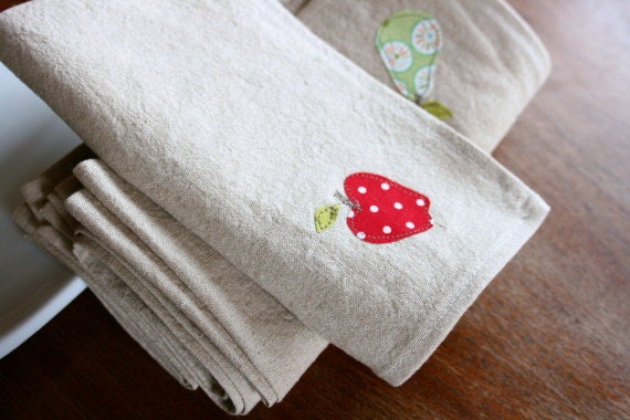 Reusable Cloth Napkins, Fruit on Natural Linen and Cotton Blend, Set of 6 Sixteen inch Dinner Napkins