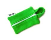 iPhone 4 Case / iPod Case / iPhone 4 Fabric Case / iPhone Hoodie Case (Green - White)