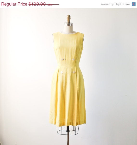 SHOP SALE / vintage 1950s banana yellow linen dress / 50s dress small