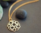 Golden bubbles necklace
