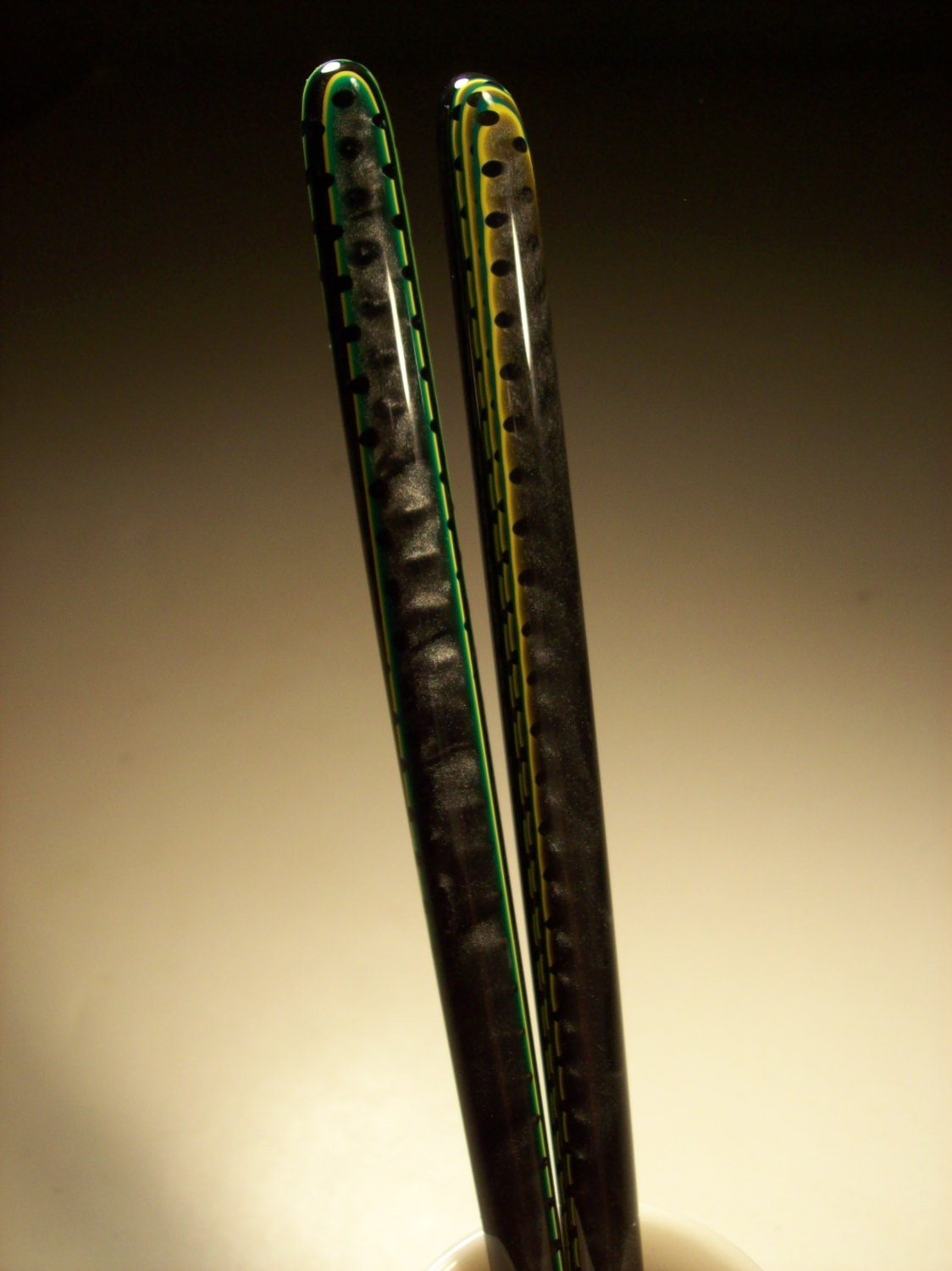 Aurora Mesh 6 in acrylic Hair sticks.