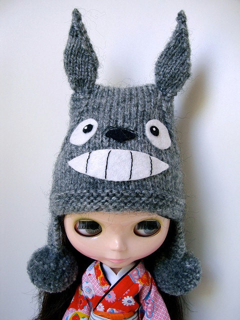 Totoro hat for Blythe