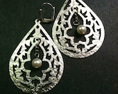Silver Teardrop Earrings Bridal Pearl Taj Mahal