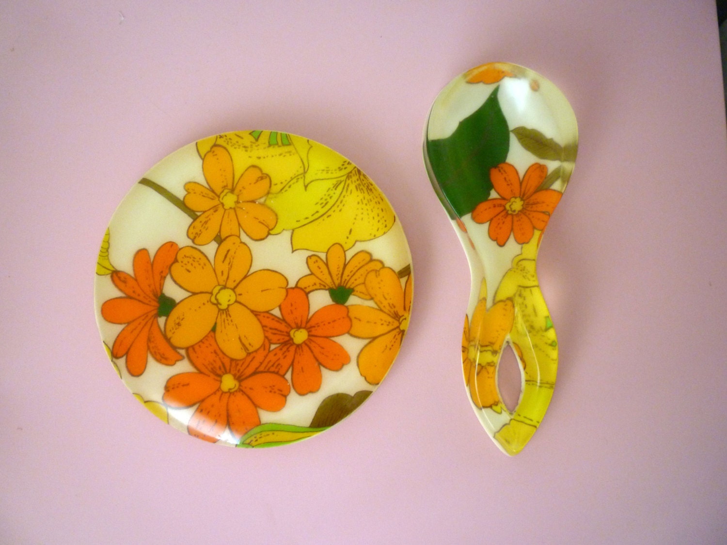 Vintage Flower Power Spoon Rest and Trivet Set
