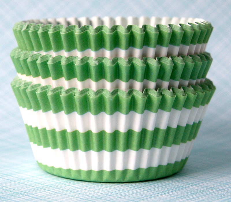 Greaseproof Cupcake Liners - Light Green Horizontal Stripe Cupcake Papers (50) Il_570xn