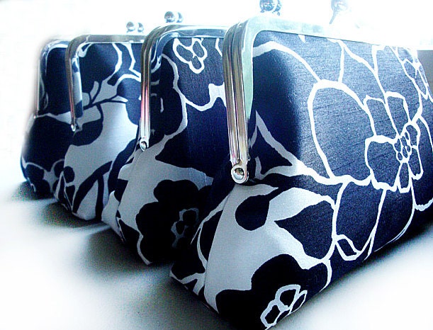 Party Bag Bridesmaid Purse - Bridesmaid Purse - Bridesmaid Gift - Handbags - Personalized Bags - Clutches by Lolis Creations
