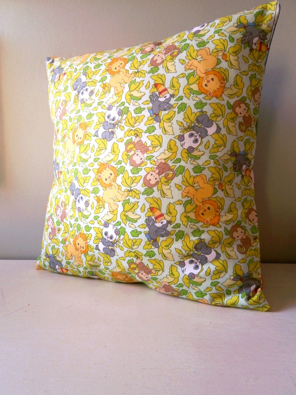 Zoo Jungle Animals Pillow / Cushion cover