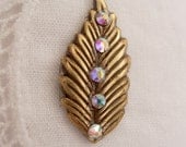 Iridescent Feather Bindi