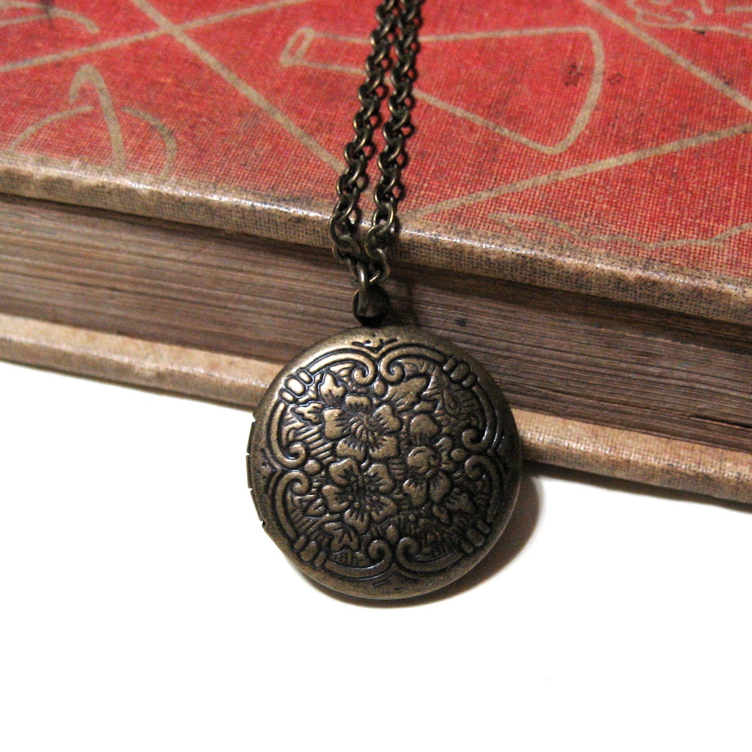 Etched Floral Round Locket - Antiqued Brass - Small - Flowers - Antique Brass - Photo Locket