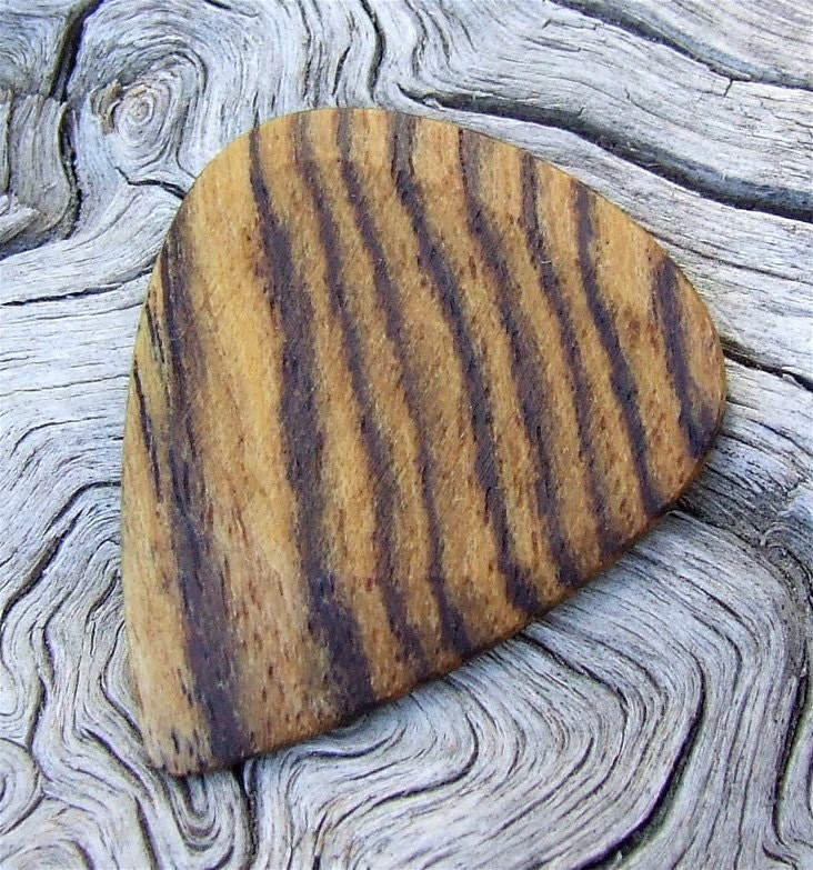 Mexican Bocote Premium Wood Guitar Pick - Handmade