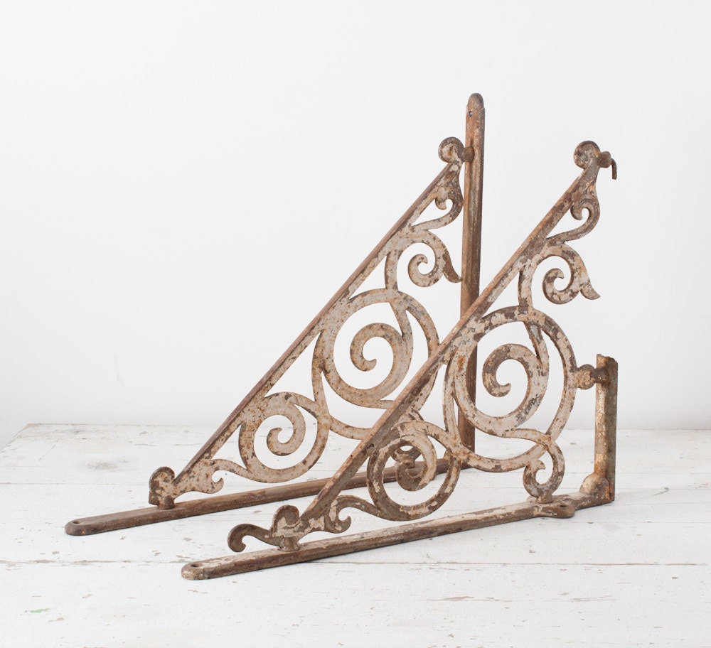 Antique Cast Iron White Victorian Metal Brackets - Ornamental Architectural Salvage - Shabby Painted - Set of Two