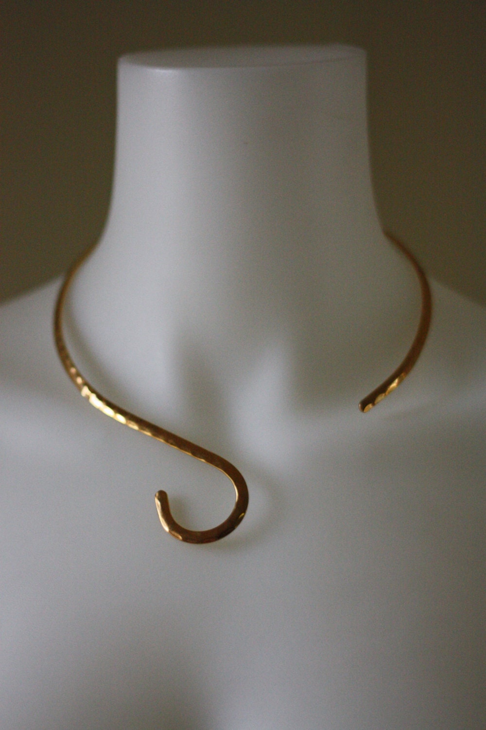 Best Signed Hammered Gold Circle 80s Avant Garde Choker