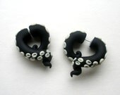 Black Glow Tentacle Earring Fake Gauge - Octopus -Monster