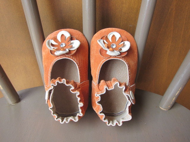 Custom Baby Shoes Classic MaryJane Soft Sole with Flower in Coral Orange Leather