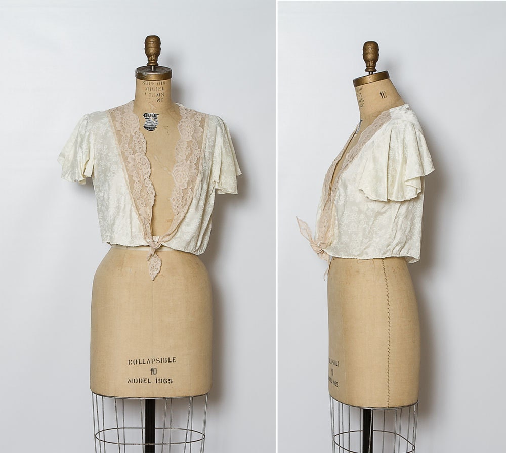vintage ivory bed jacket lace top