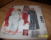 McCalls 8847 Vintage Misses Robe, Nightgown, Pajamas 1983