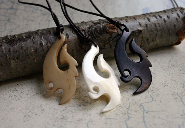 Leather Surfer Necklace Choker Maori Fishhook Bone Fish Hook Protection