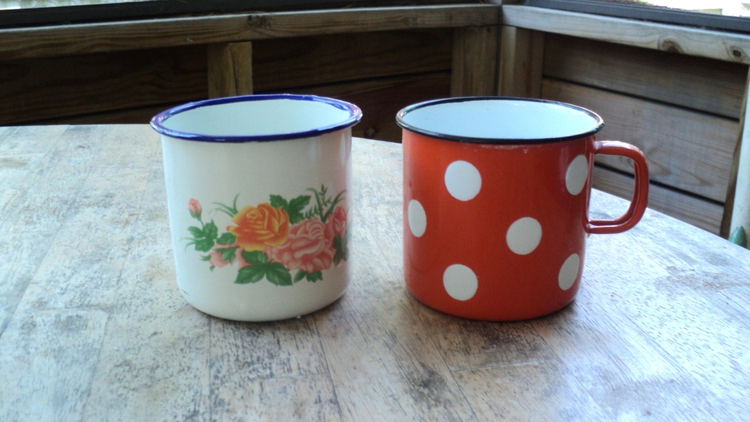 2 Vintage Enamelware Mugs Shabby Chic