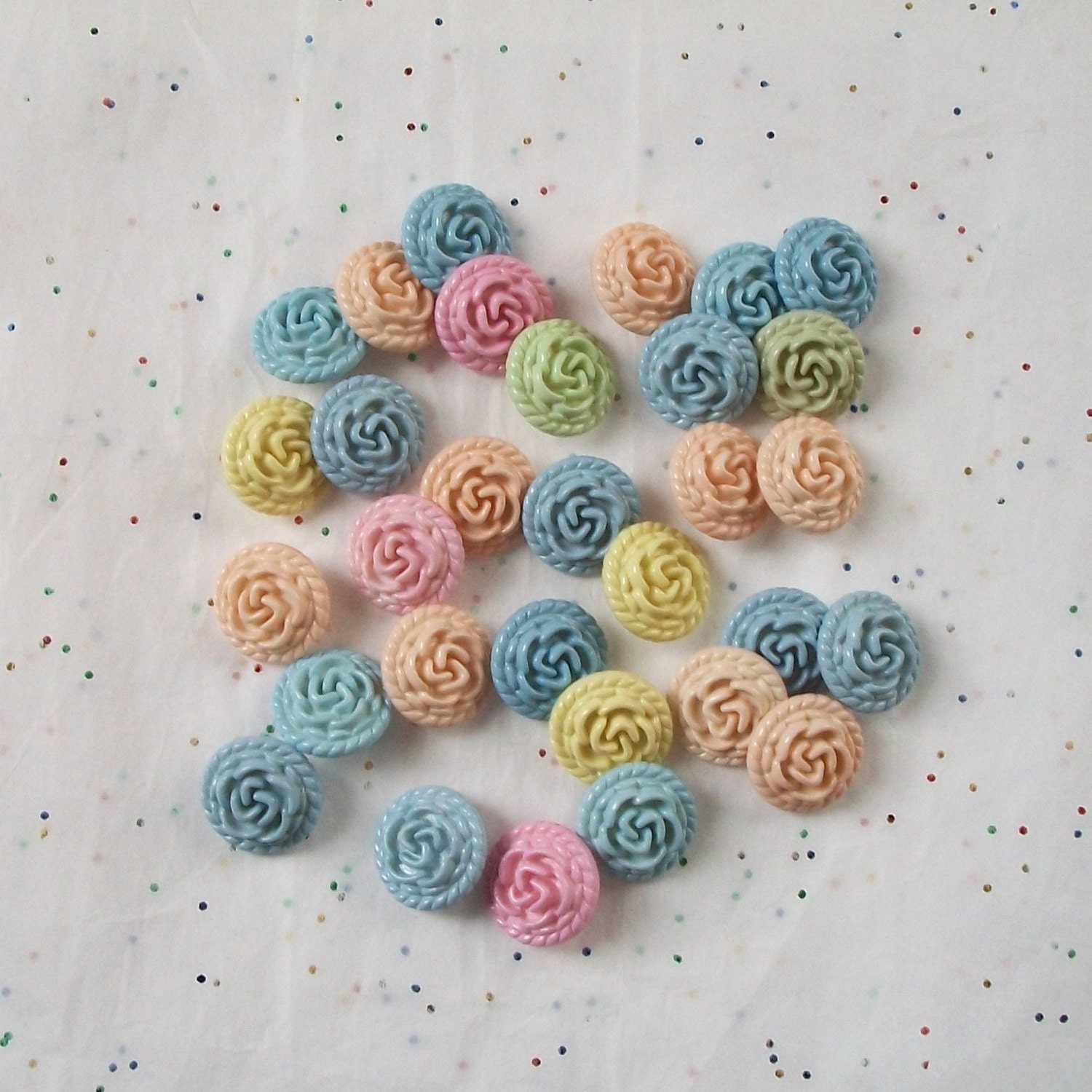 20   Pastel Roses Button Mi - Shabby Chic - Nursery - Baby -   Shank Backs - (G 7-)