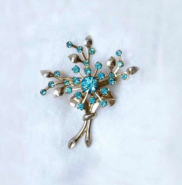 Sparkle Blue Stones Flower Spray Brooch Pin, Coro Vintage Rhinestone Jewelry, Martin's Department Store Box