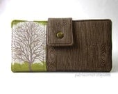 Handmade women wallet green white oak tree - brown woodgrain - ID clear pocket - Ready to Ship