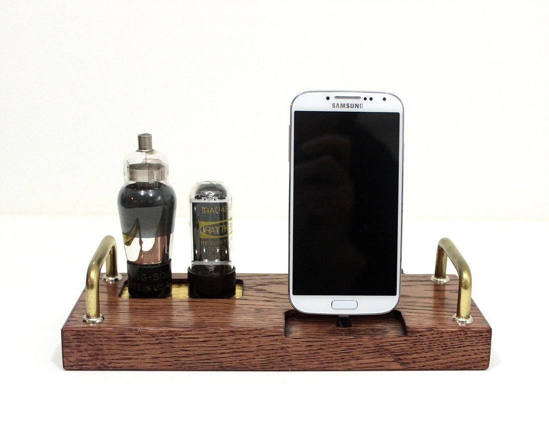 Samsung - HTC - EVO - Droid - Smartphone - Docking Station Charger and Sync - Custom Built Dock - Oak -  Deluxe Tube Style