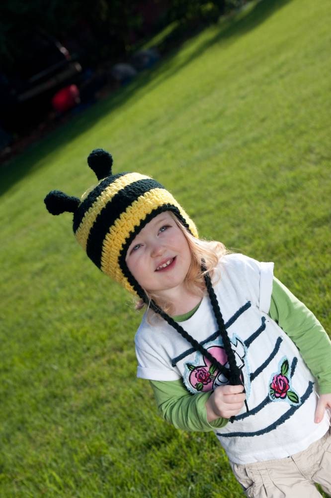 Instant Download Crochet Pattern - Bumble Bee Hat Pattern