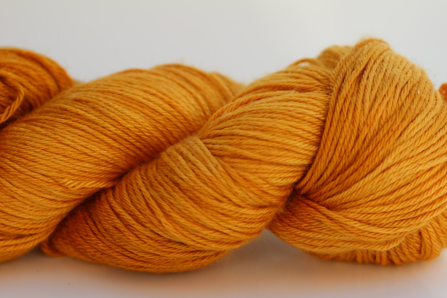 Seda Sock - Silky Merino Fingering - Gourd - Hippy Day Dream