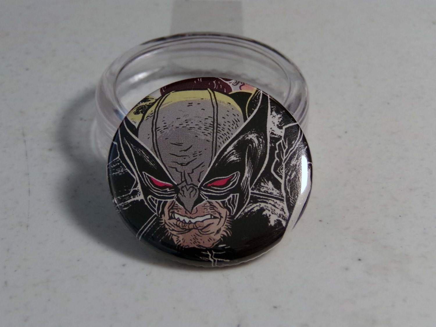 Comic Book 1.5" Button// Wolverine