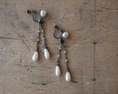 antique pearl earrings / bridal jewelry / 1920s earrings