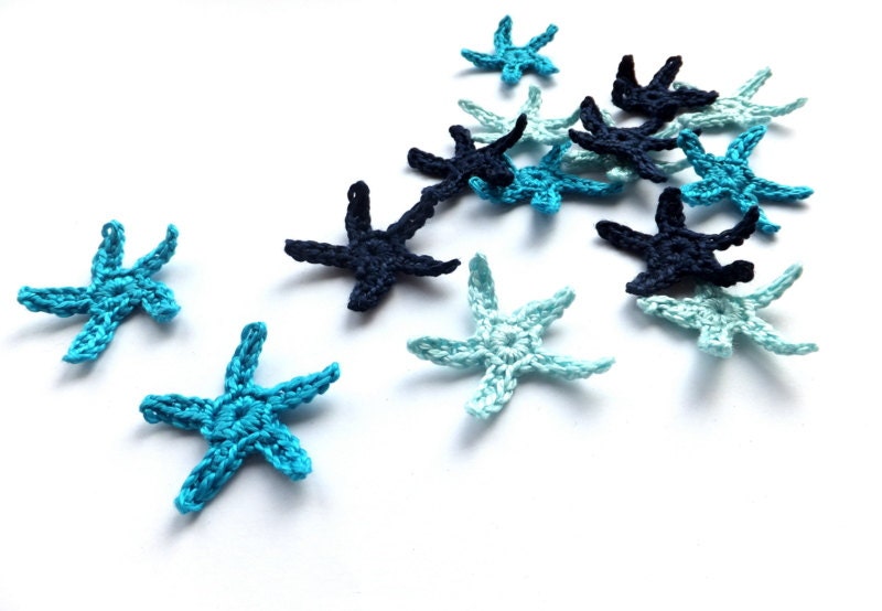 Crocheted sea stars applique, tiny blue sea stars - Beach wedding decorations, favors, blue stars embellishments, scrapbooking /set of 15/