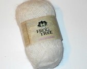 Y A R N. Frog Tree Suri Brushed CREAM 100% Wool Fingering Weight Yarn