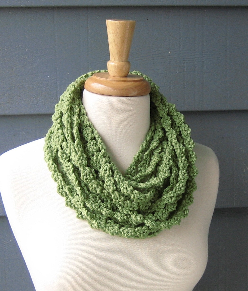 DIY / CROCHET PATTERN -  Chain Necklace 01 (Not the actual scarf)