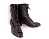 Vintage Edwardian Black Shoes 1900 Black Leather High Lace Up Button Shoes Black Steampunk Goth Boots Size 6 - 6.5 - 7