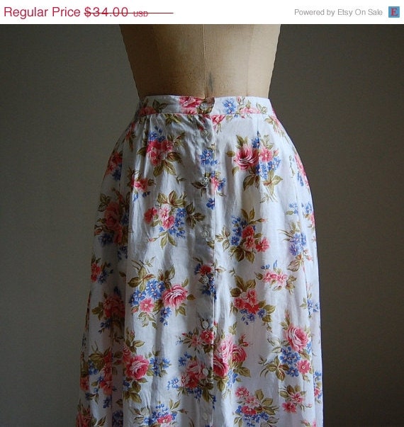 25 % OFF SALE 1980s SHABBY Roses cotton maxi skirt